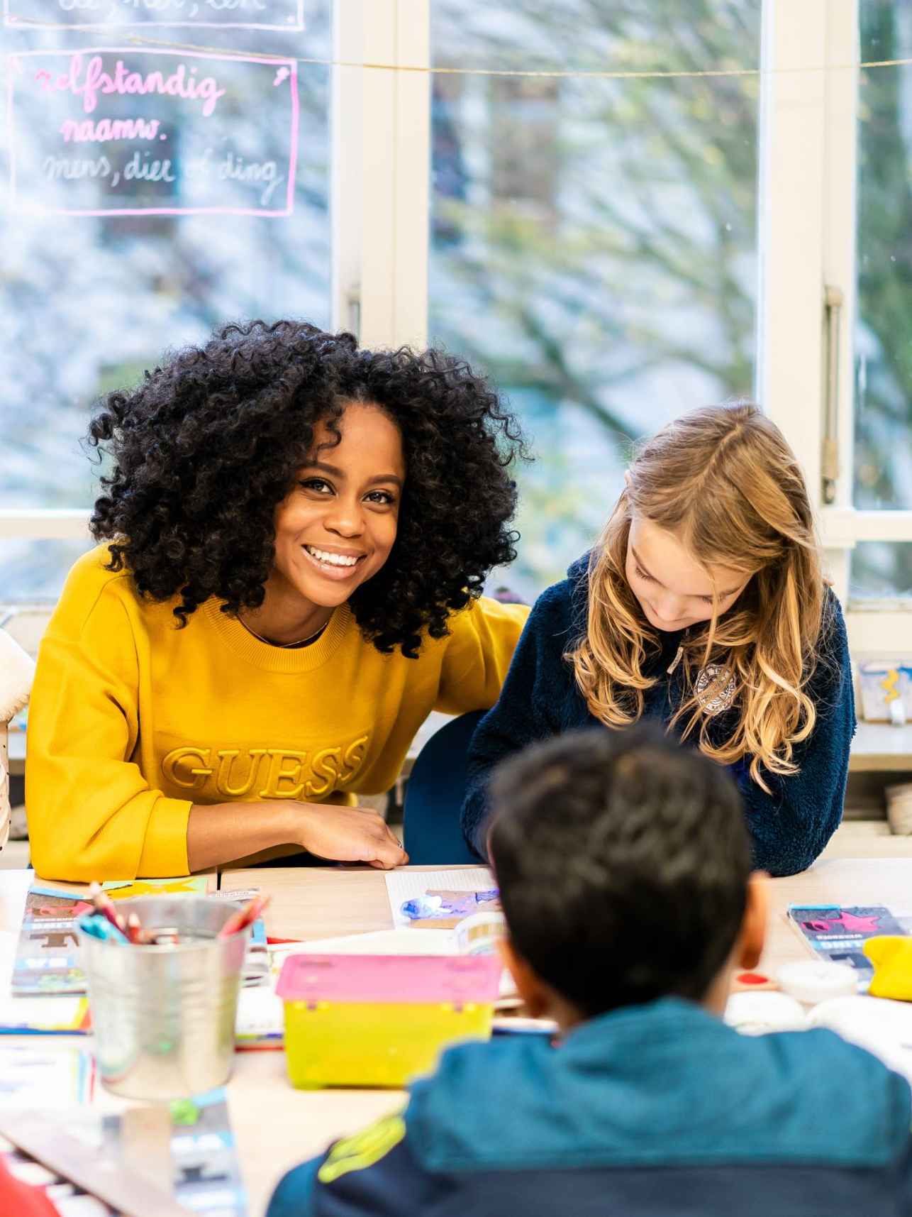 Leraar Basisonderwijs (pabo) (zij-instroom) - Fontys, 's-Hertogenbosch, Noord-Brabant, September & Februari, Fysiek